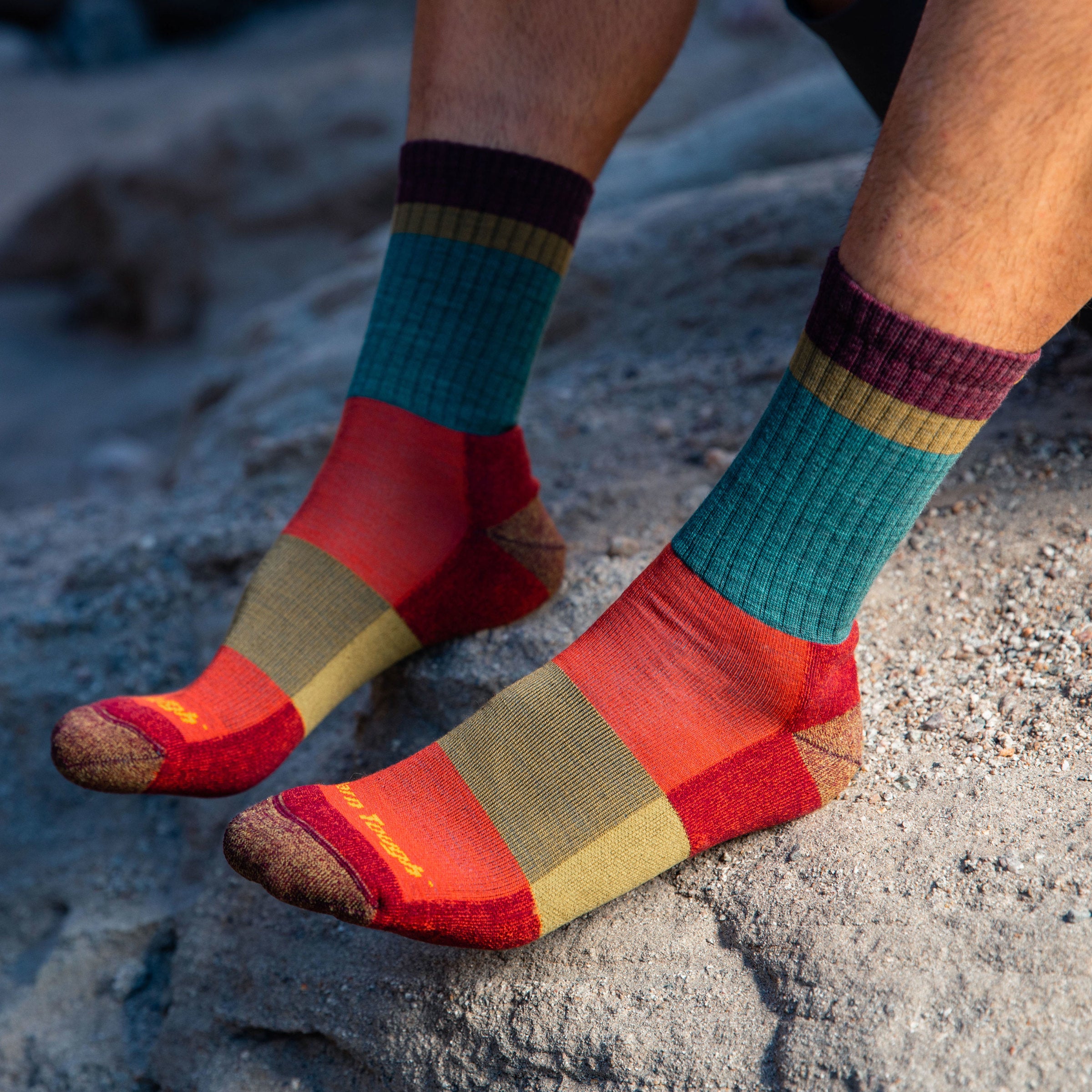 Men's Heady Stripe Micro Crew Lightweight Hiking Socks - Image 5