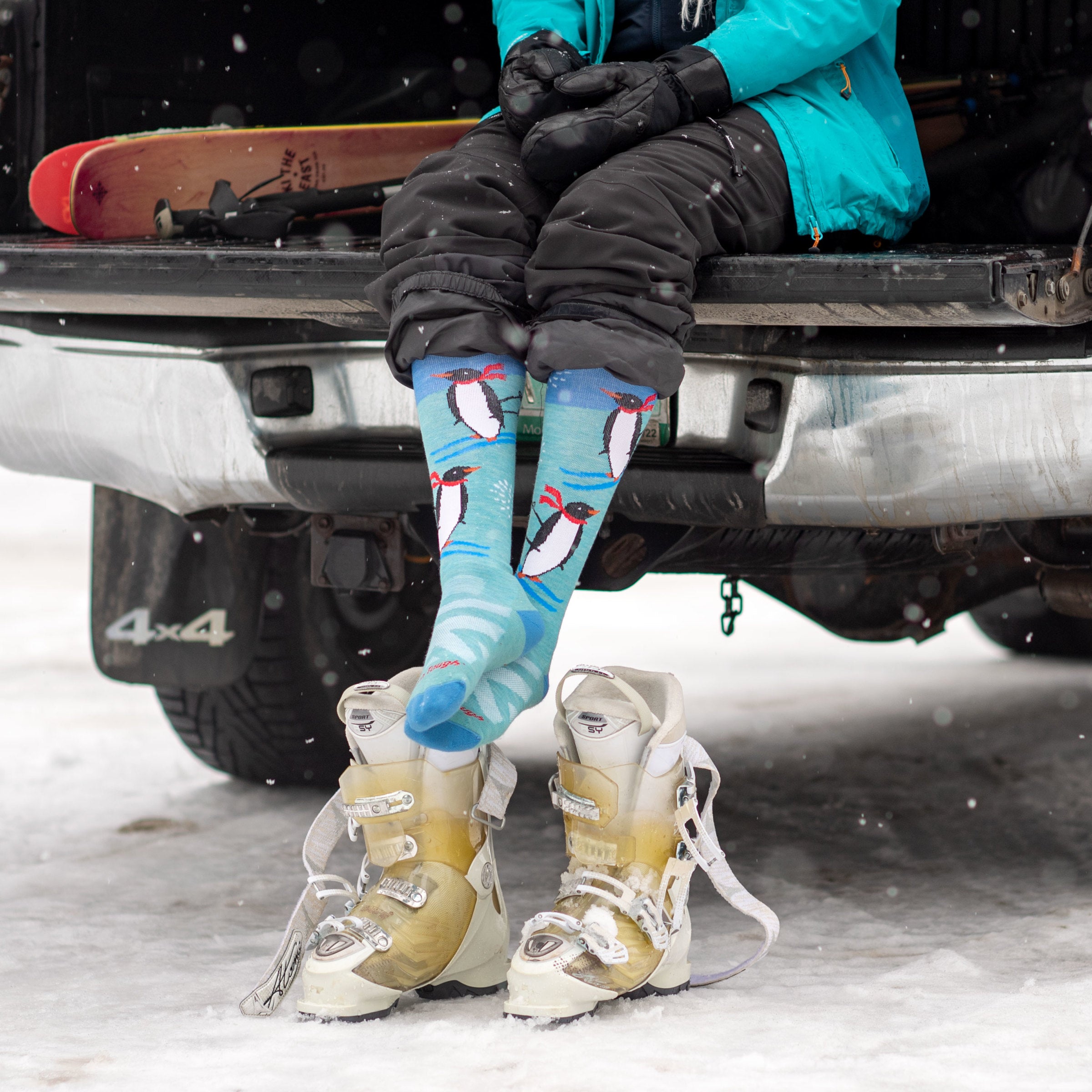 Women's Penguin Peak Over-The-Calf Midweight Ski & Snowboard Sock-Last Chance - Image 4